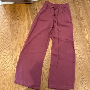 NWT very comfortable flattering pant, wide leg